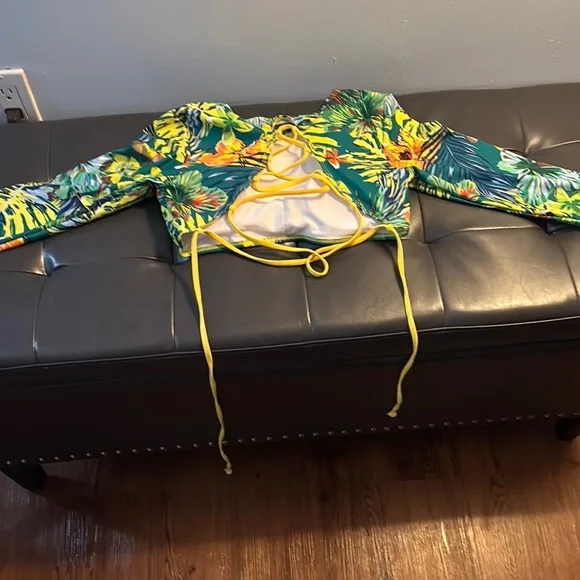 Tropical Print Rash Guard Set - Green and Yellow Surfs Up - Picture 2 of 4